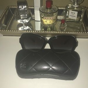 Chanel black and white sunglasses 100% authentic